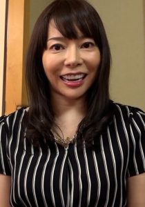 服の上からでもわかる美巨乳セレブ奥さまが刺激を求めてAV撮影に参加！愉しむSEXがしたいと本能丸出しぶっ飛び性交！