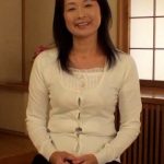 初めて見たAVの興奮と感激が忘れられず自分もこんなに他人を興奮させられるAVに出てみたい！と応募してきた黒髪五十路熟女の初撮り破廉恥SEX！