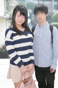 心優しい巨乳の姉と童貞の弟がセックスの予行演習にチャレンジ！アソコを擦り合わせるだけの素股セックスをできたら100万円！！想定外に勃起した弟チ○ポ！恥じらいつつも男を感じて濡れちゃった姉マ○コに勢い余ってヌルッと大挿入！大学生姉弟の筆おろし近親相姦！2 もえ