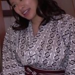 旦那の横で爆乳奥さんをマッサージ→ハメ倒す！